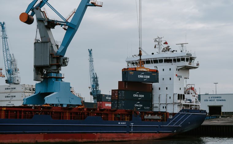 Chúng tôi cung cấp dịch vụ vận chuyển an toàn