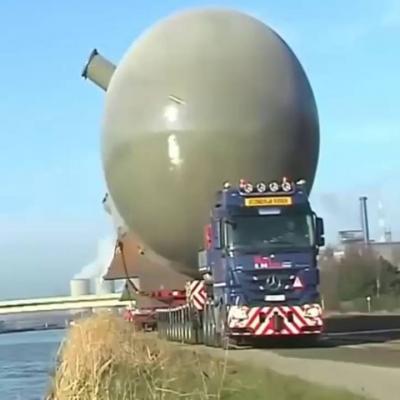 Chiếc container dài nhất 1km kỉ lục thế giới